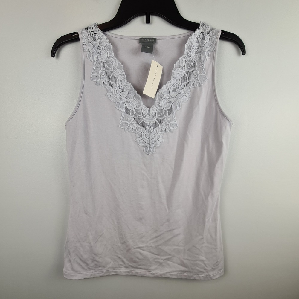 Ann Taylor Lavender Gray Lace Trim V-Neck Tank Top Sleeveless Shell M NWT Y2K
